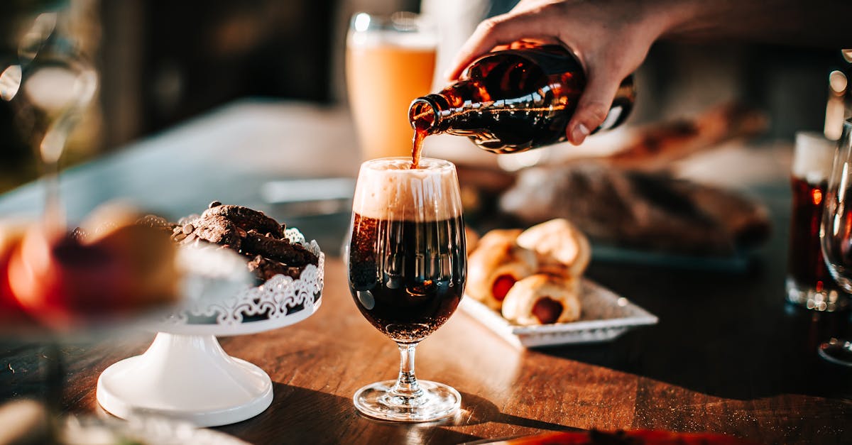 découvrez l'univers fascinant de la bière : ses différentes variétés, ses saveurs uniques et les meilleures façons de l'apprécier. plongez dans l'art de la brasserie et apprenez tout sur l'histoire et la culture de cette boisson emblématique.