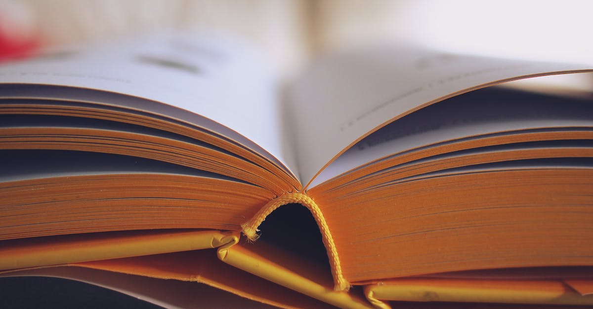 plongez dans des réflexions littéraires captivantes qui explorent la profondeur des mots et l'impact de la littérature sur notre vie quotidienne. découvrez des analyses, des interprétations et des perspectives uniques sur les œuvres classiques et contemporaines.