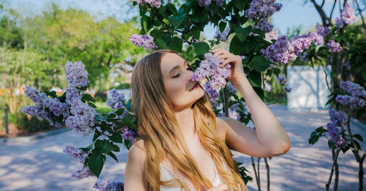 découvrez le womanizer, le stimulateur clitoridien révolutionnaire qui offre des sensations intenses et un plaisir inégalé. conçu pour toutes les femmes, il allie technologie innovante et design élégant pour une expérience intime unique. libérez vos envies et éveillez vos sens avec cet accessoire incontournable.