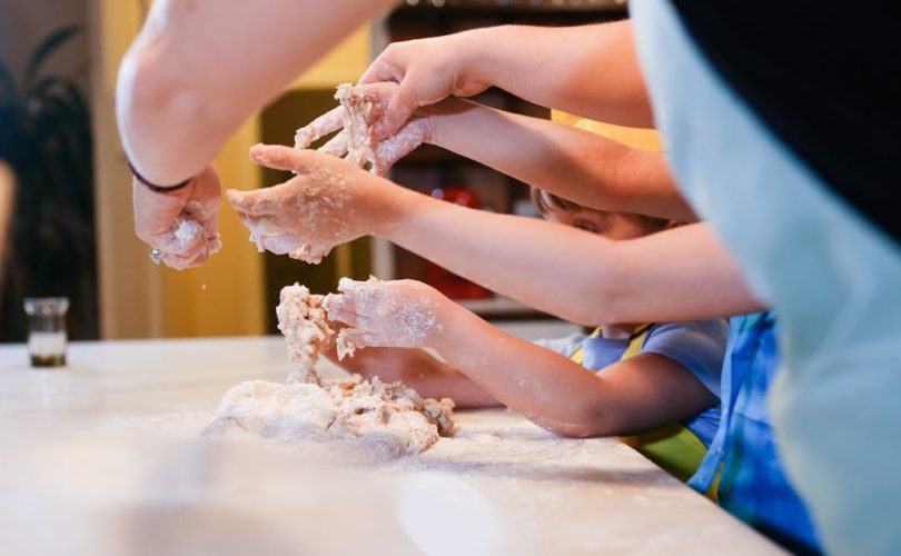 découvrez nos meilleurs conseils de cuisine pour améliorer vos plats, gagner du temps en cuisine et réussir toutes vos recettes, même en tant que débutant !
