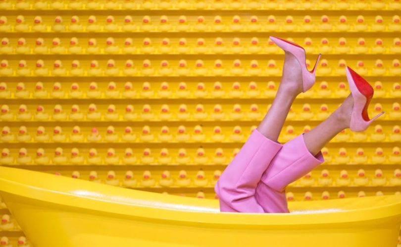 découvrez les dernières tendances de la mode, des conseils de style, et des idées de tenues pour toutes les saisons. inspirez-vous et exprimez votre personnalité à travers la fashion !