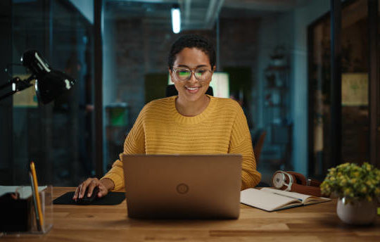 En optant pour un Accompagnement Digital Paris, vous déléguez des tâches spécifiques comme la gestion des réseaux sociaux, la création