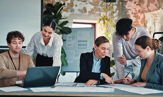 Une agence réseaux sociaux Lyon puissante doit aussi maîtriser la publicité sociale payante pour soutenir la croissance rapide des entreprises