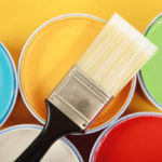 Peut-on appliquer une peinture caoutchouc coloré sur du béton ?